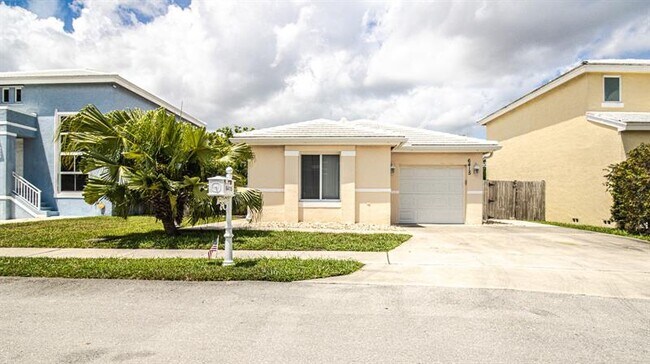 Building Photo - 6415 Amberjack Terrace