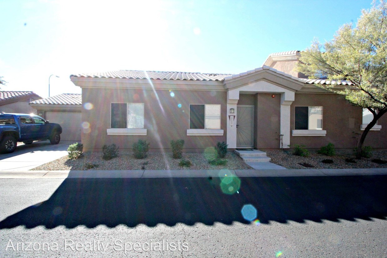 Foto principal - 3 br, 2 bath House - 8117 W. Zoe Ella Way