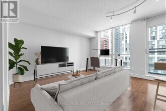 Building Photo - 75 Dalhousie St