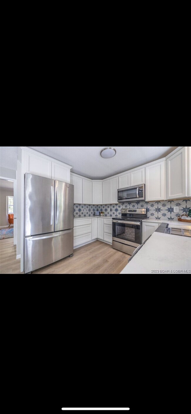 Foto del edificio - 156 Island View Ln