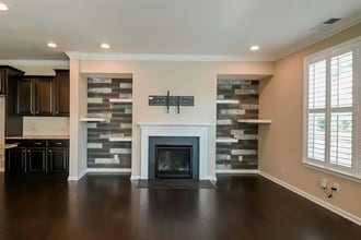 Building Photo - 850 New Derby Ln