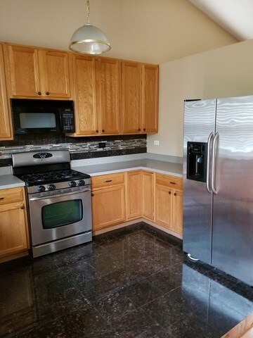 Foto del edificio - 640 Chesterfield Ln