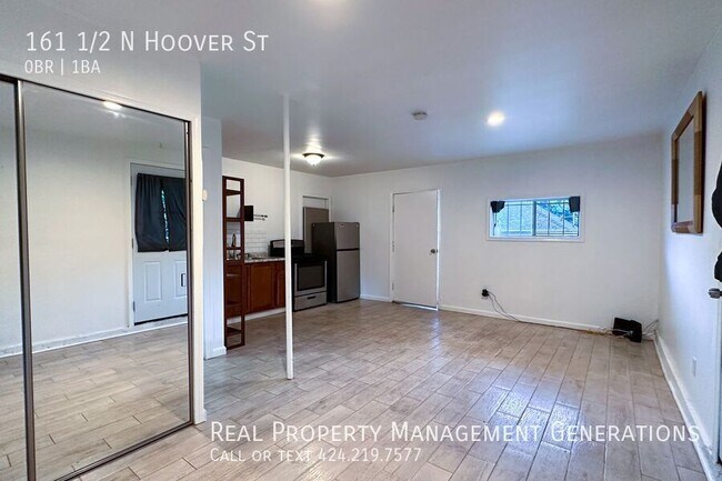 Foto del edificio - 161 1/2 N Hoover St-