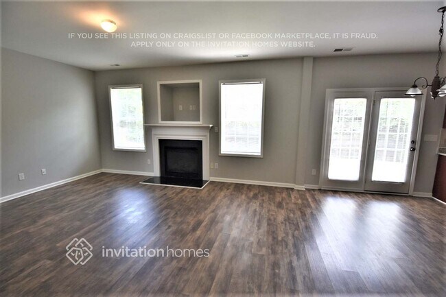 Foto del edificio - 2427 Godsey Wood Dr