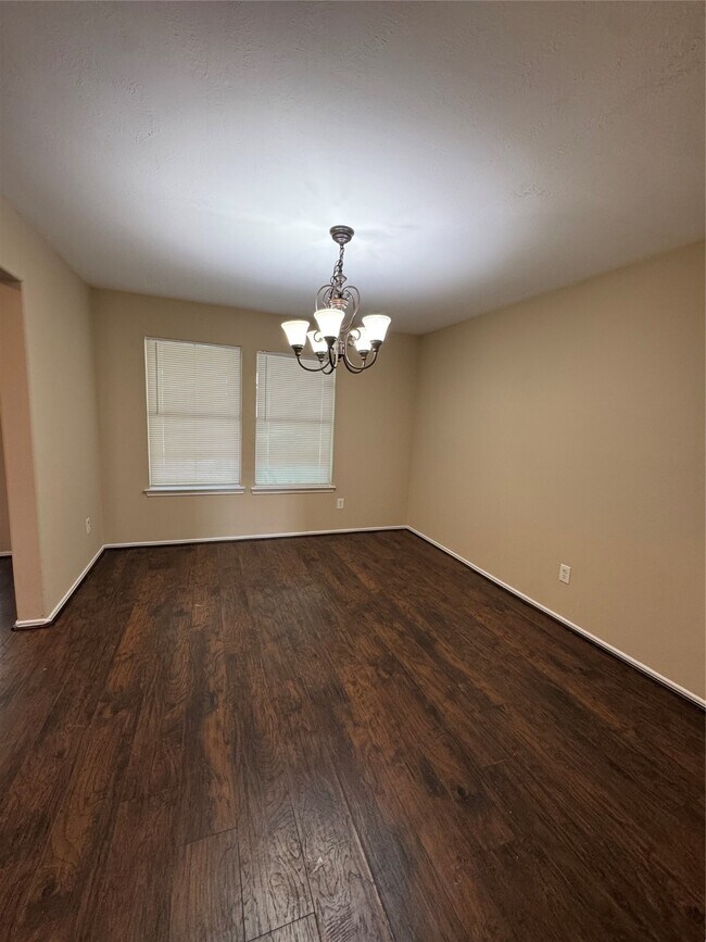 Foto del edificio - 15718 Colonial Bridge Ln