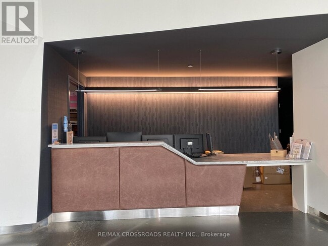 Building Photo - 18 Rouge Valley Dr W