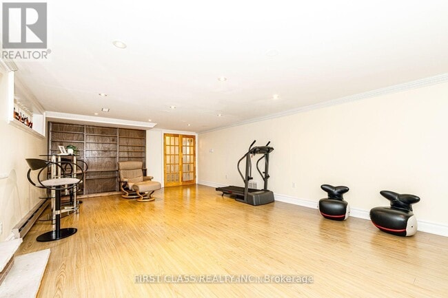 Photo du bâtiment - 81 Hillcrest Ave