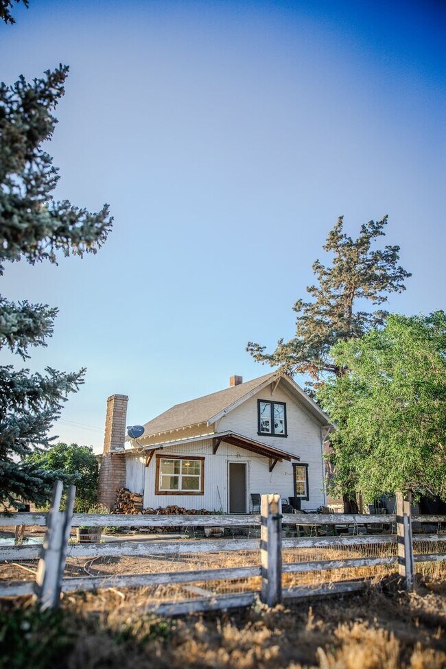 Foto del edificio - 6690 Old Ranch House Rd