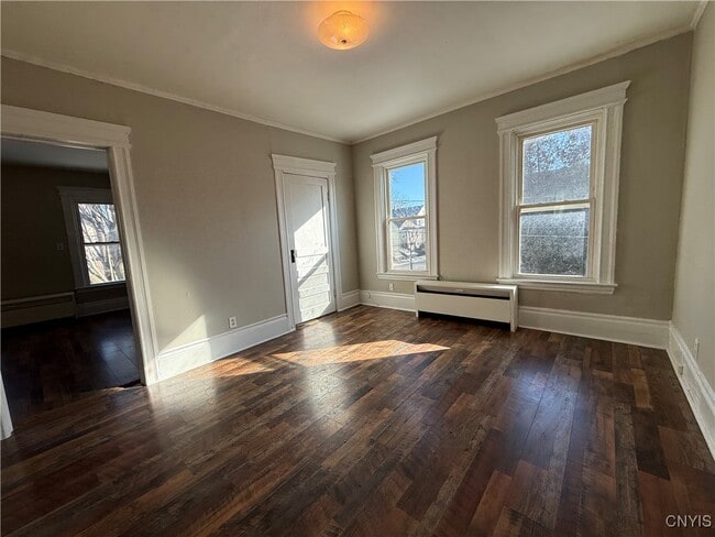 Foto del edificio - 303 Griffiths St