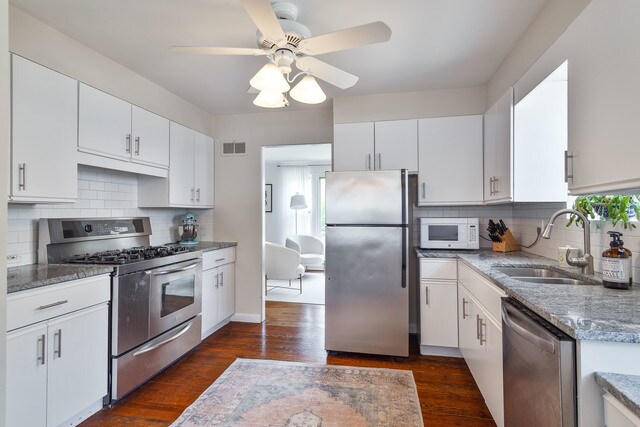 Foto del edificio - 219 Middaugh Rd