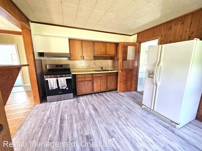 Building Photo - 2 br, 1 bath House - 5036 Bunker Hill Road