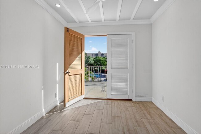 Foto del edificio - 7145 Promenade Dr
