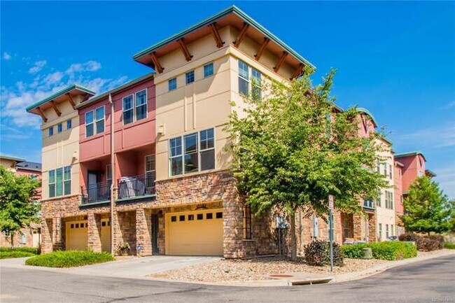Photo - 13582 Via Varra Townhome