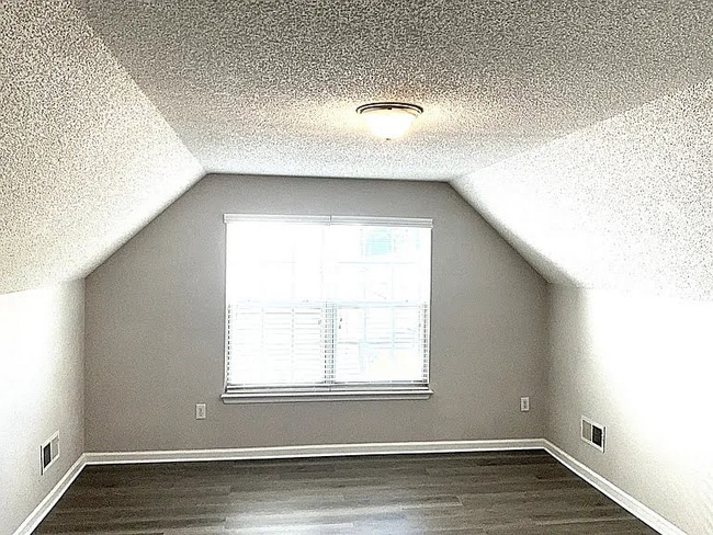 Building Photo - 1171 Lempster Dr NW