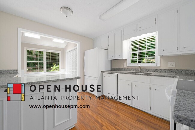 Building Photo - 2158 Winding Creek Ln SW, Marietta