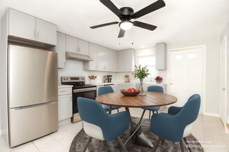 Building Photo - 71 Norton St