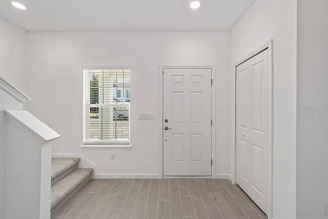 Building Photo - 3409 SW 34th Terrace