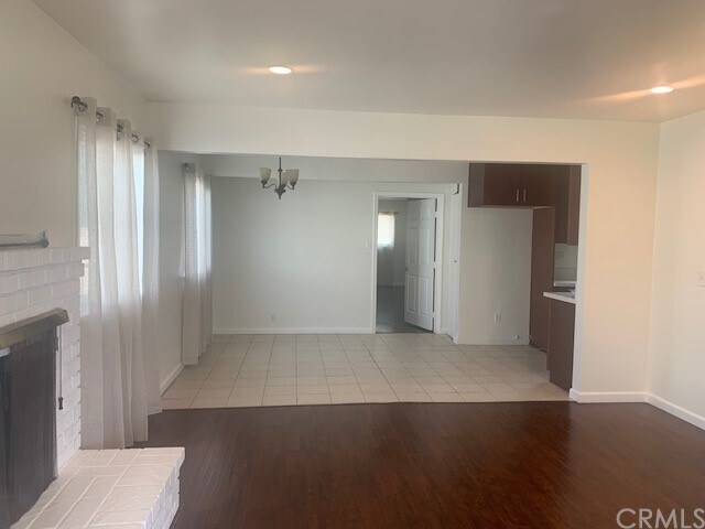 Foto del edificio - 5114 Sultana Ave