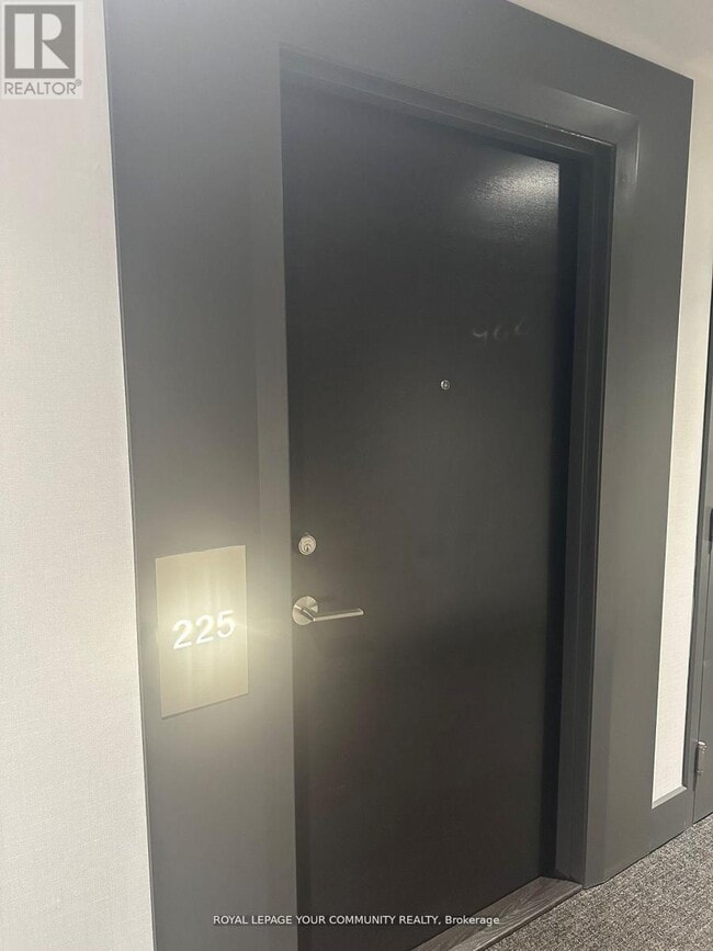 Photo du bâtiment - 8868 Yonge St