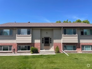 Building Photo - 338 Moccasin Trail