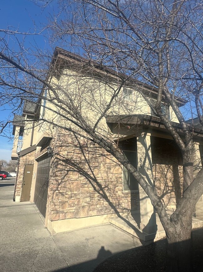 Photo - BEAUIFUL HOME!!!