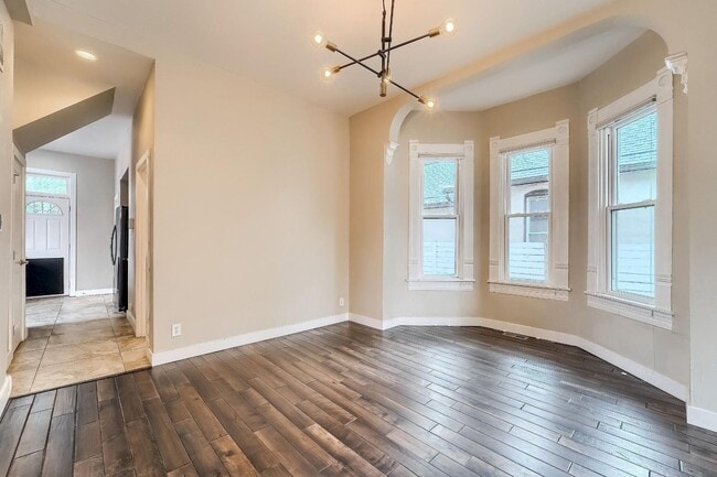 Building Photo - 3 Bedroom single family home in Denver