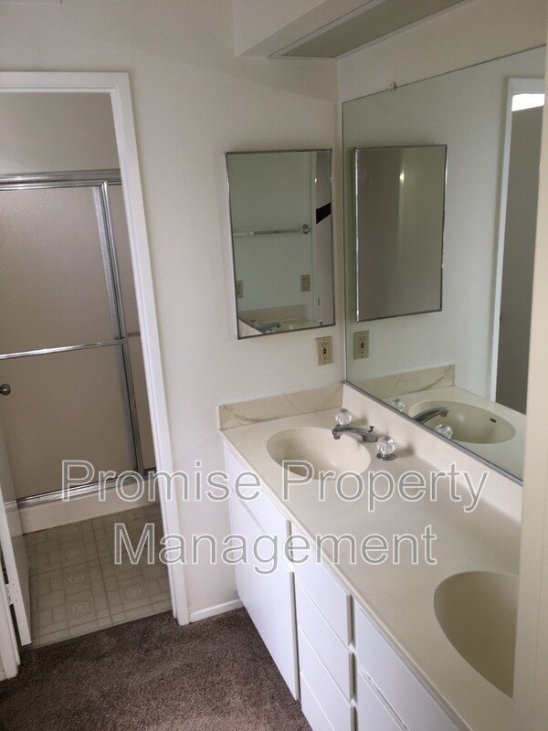 Foto del edificio - 1744 Calle Platico