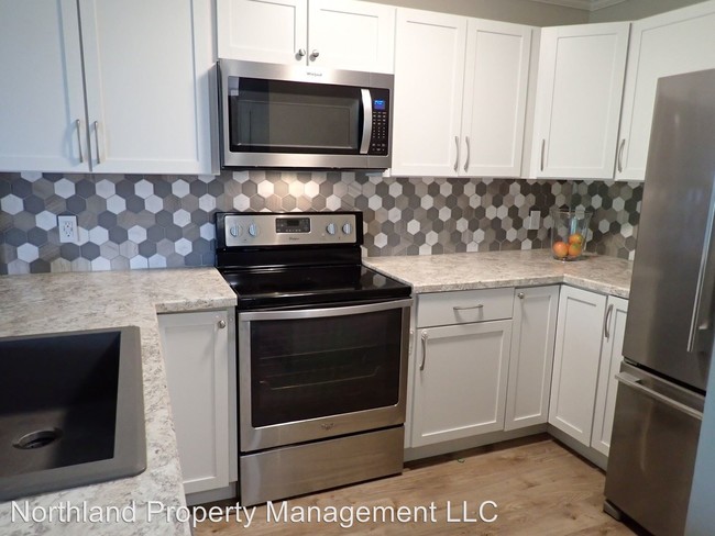Building Photo - 2 br, 2 bath House - 621 Riverine Drive #304