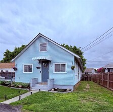 Building Photo - 42 Peck St