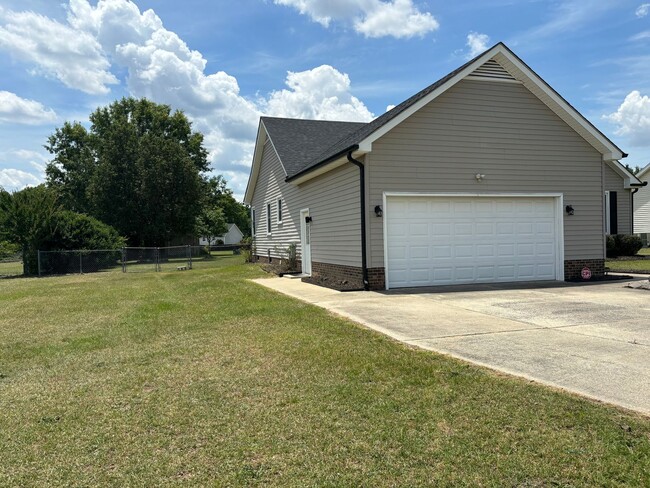 Building Photo - 103 Downing Place, Goldsboro, NC 27530