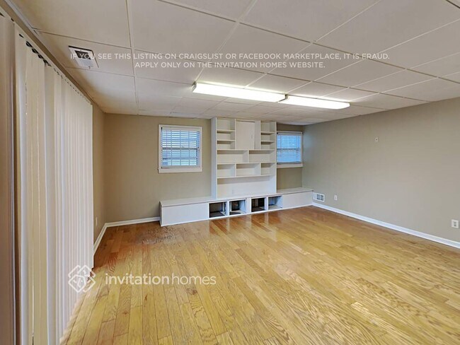 Foto del edificio - 2009 Brookdale Ave
