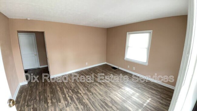 Foto del edificio - 2660 Tylersville Rd
