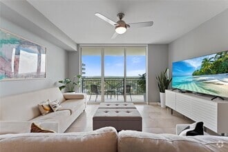 Building Photo - 610 W Las Olas Blvd