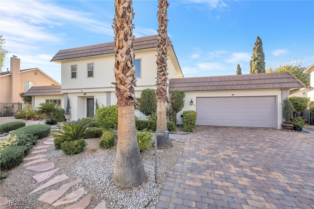 Primary Photo - 2100 Westlund Dr