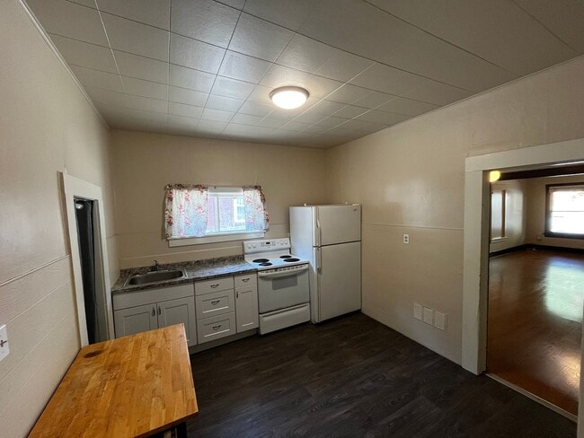 Building Photo - 2 bedroom 1 bath house located in Kellogg,...
