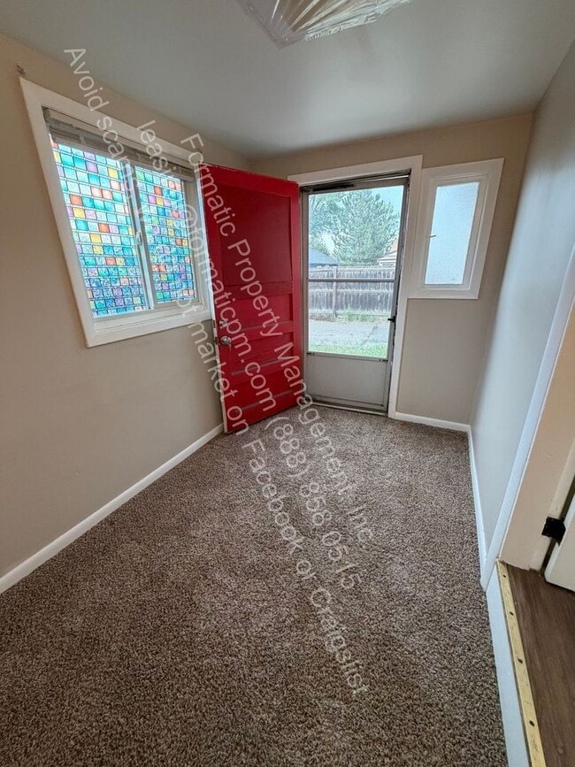 Foto del edificio - 4360 Fenton St