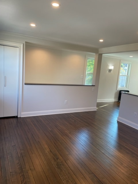 Building Photo - 32 Oakland St