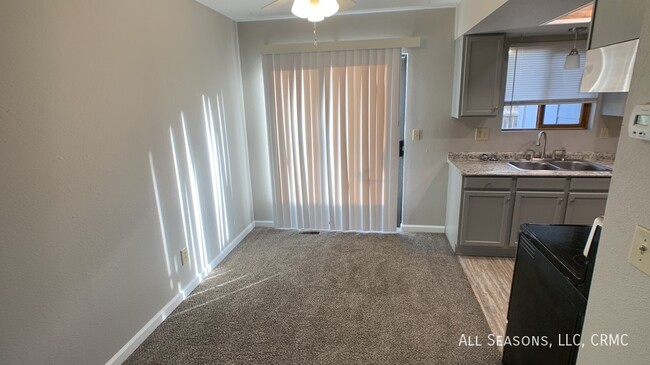 Building Photo - 1295 Soaring Eagle Drive