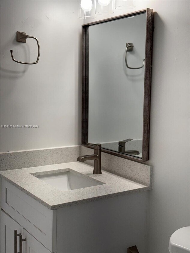 Foto del edificio - 1454 SW 33rd St