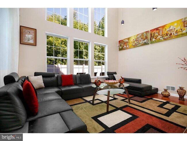 Foto del edificio - 93 Windsor Pond Rd