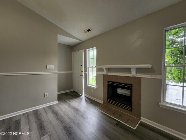 Foto del edificio - 1114 Pueblo Dr