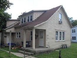 Primary Photo - 233 W 6th St