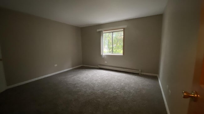 Building Photo - 136 S La Londe Ave