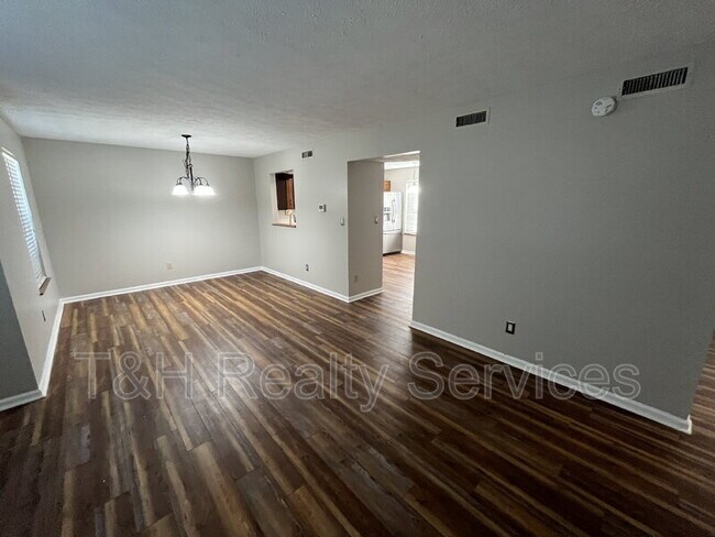 Foto del edificio - 860 Sable Ridge Dr