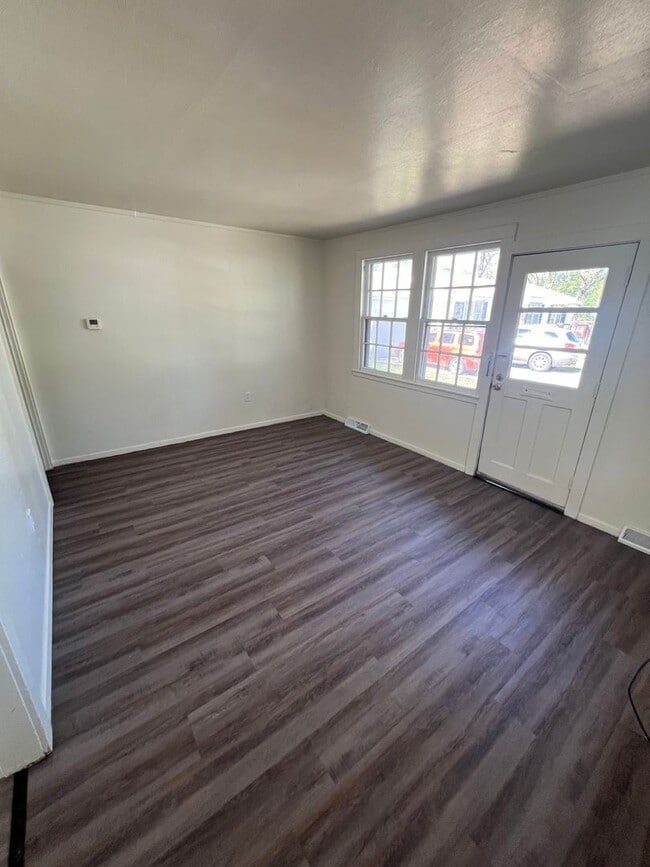 Foto del edificio - Remodeled 2 Bedroom Single Family Pet Friendly