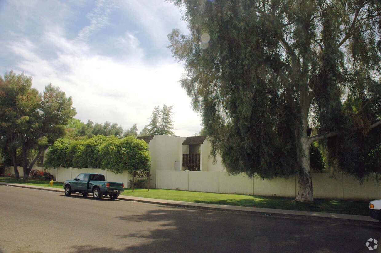 Tuckey Downs Estate Condominiums - Tuckey Downs Estates Condominiums
