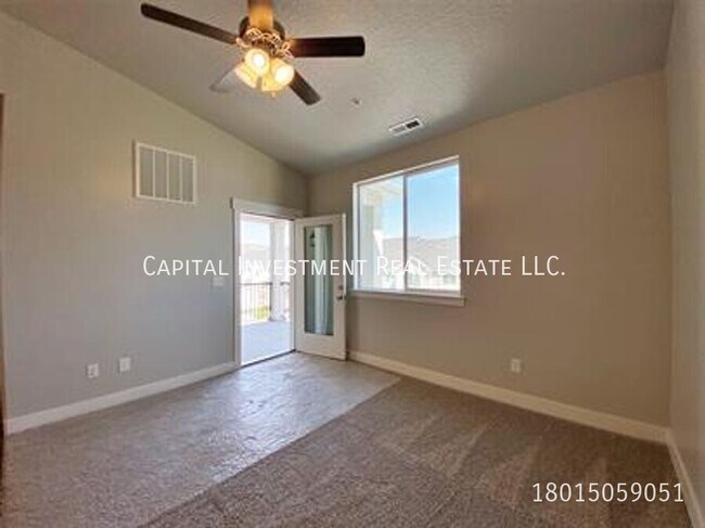 Foto del edificio - 14653 Astin Ln