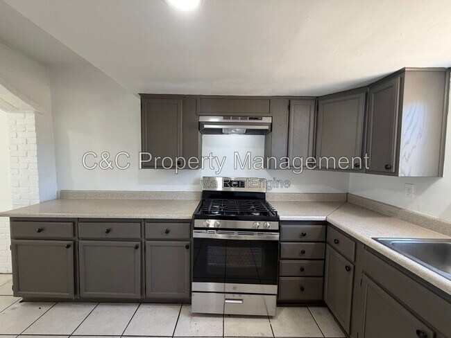 Foto del edificio - 281 W 12th St