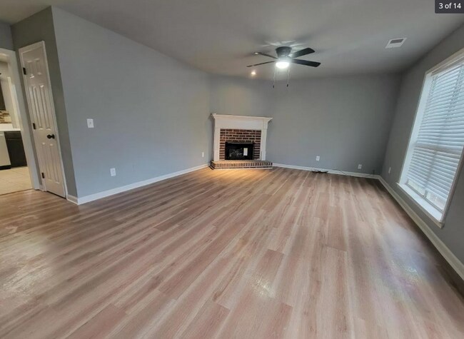 Foto del edificio - 148 Willow Point Ln