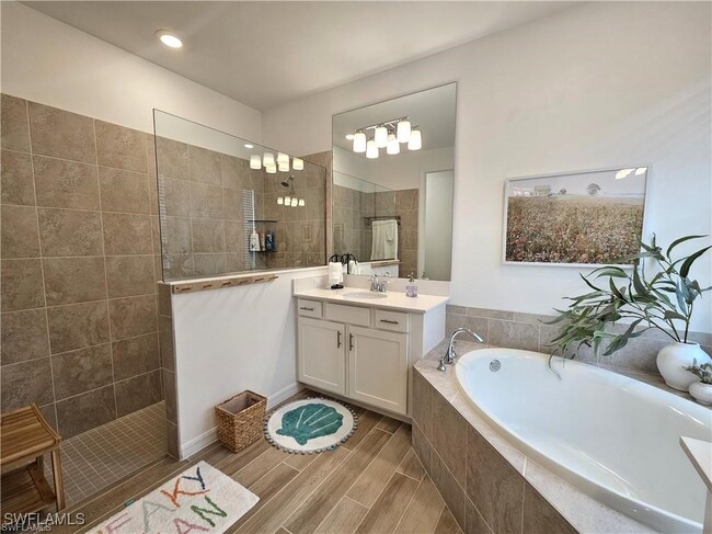 Foto del edificio - 5943 Sunningdale St